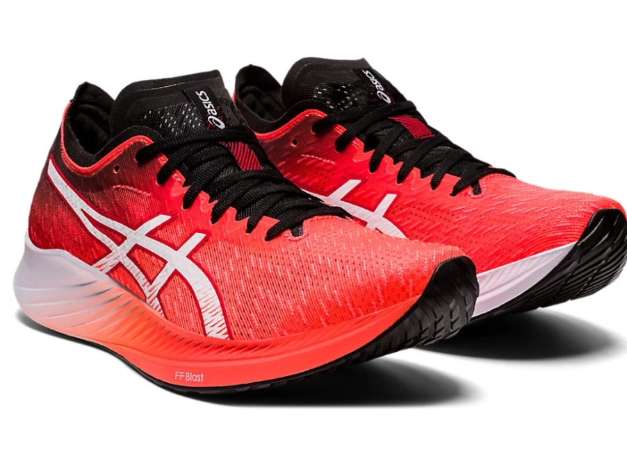 ASICS WOMEN'S MAGIC SPEED RUNNING SHOES IN SUNRISE RED/WHITE