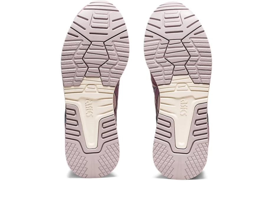 ASICS LYTE CLASSIC Women's Sneakers in Barely Rose/Rosequartz