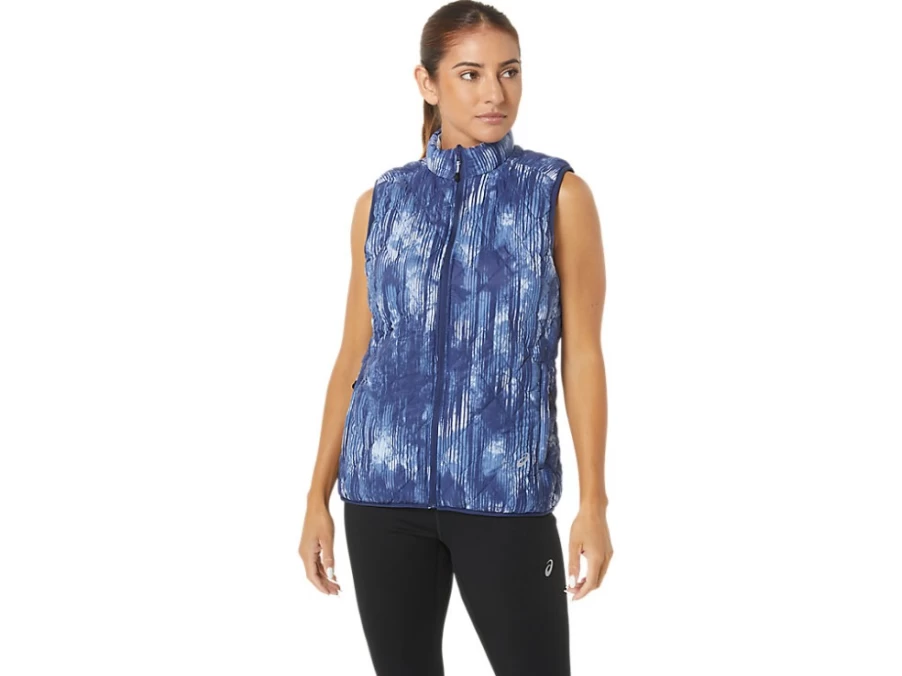 ASICS Women's Reverse Insulated Vest - Grand Shark Tie Dye/Soft Sky Color, Lightweight Warm Winter Jacket